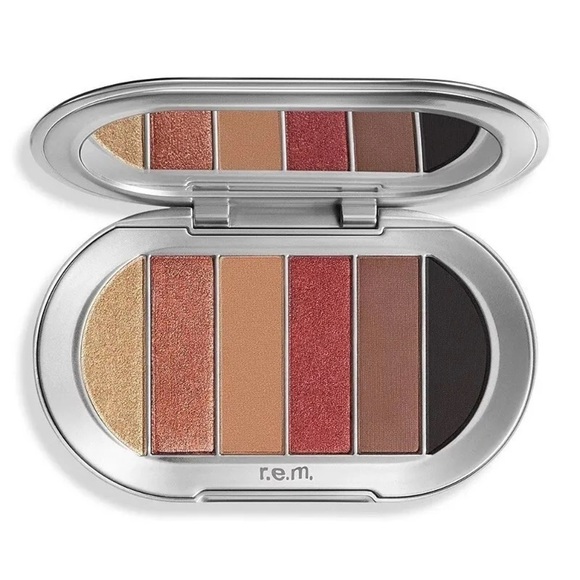 R.E.M beauty midnight shadows eyeshadow palette principessa - Picture 1 of 4